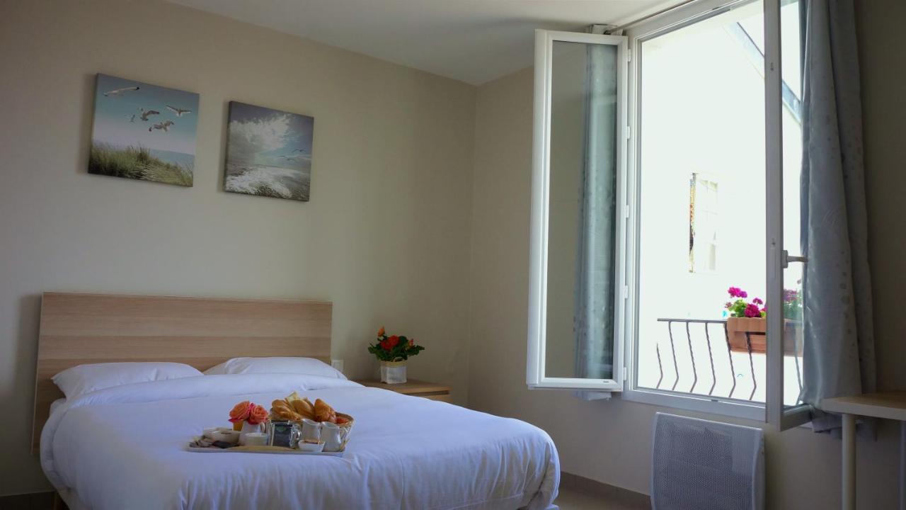 Hotel Vauban Livry-Gargan Kültér fotó