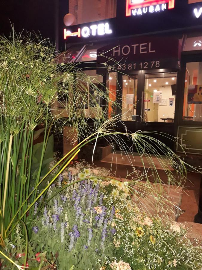 Hotel Vauban Livry-Gargan Kültér fotó